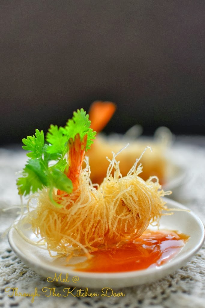 Through The Kitchen Door "Goong Sarong" (Deep Fried Prawns Wrapped In Vermicelli)