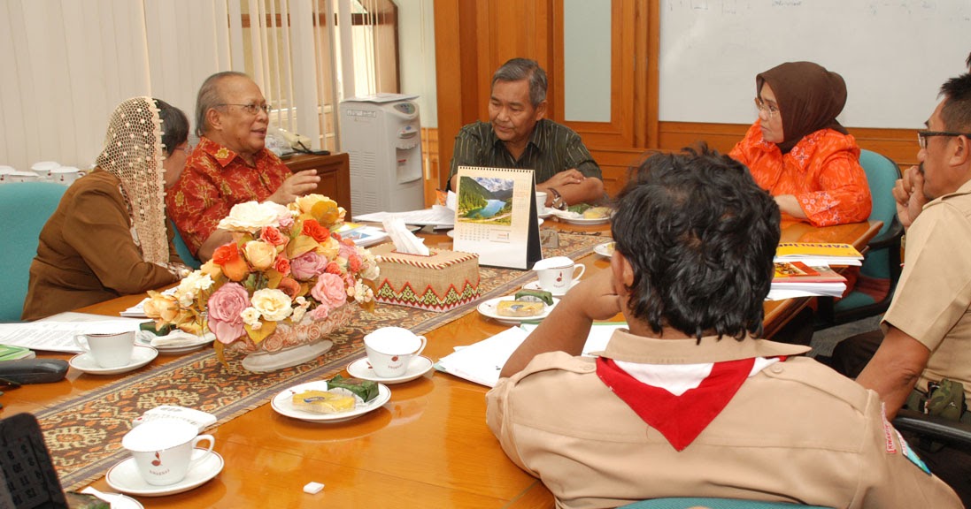 Merintis Saka Widya Bakti, Menghapus Tuna Aksara Lydia Freyani Hawadi