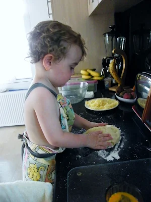 6. Shape the dough or roll until it is 1 inch/2 ½ cm thick.