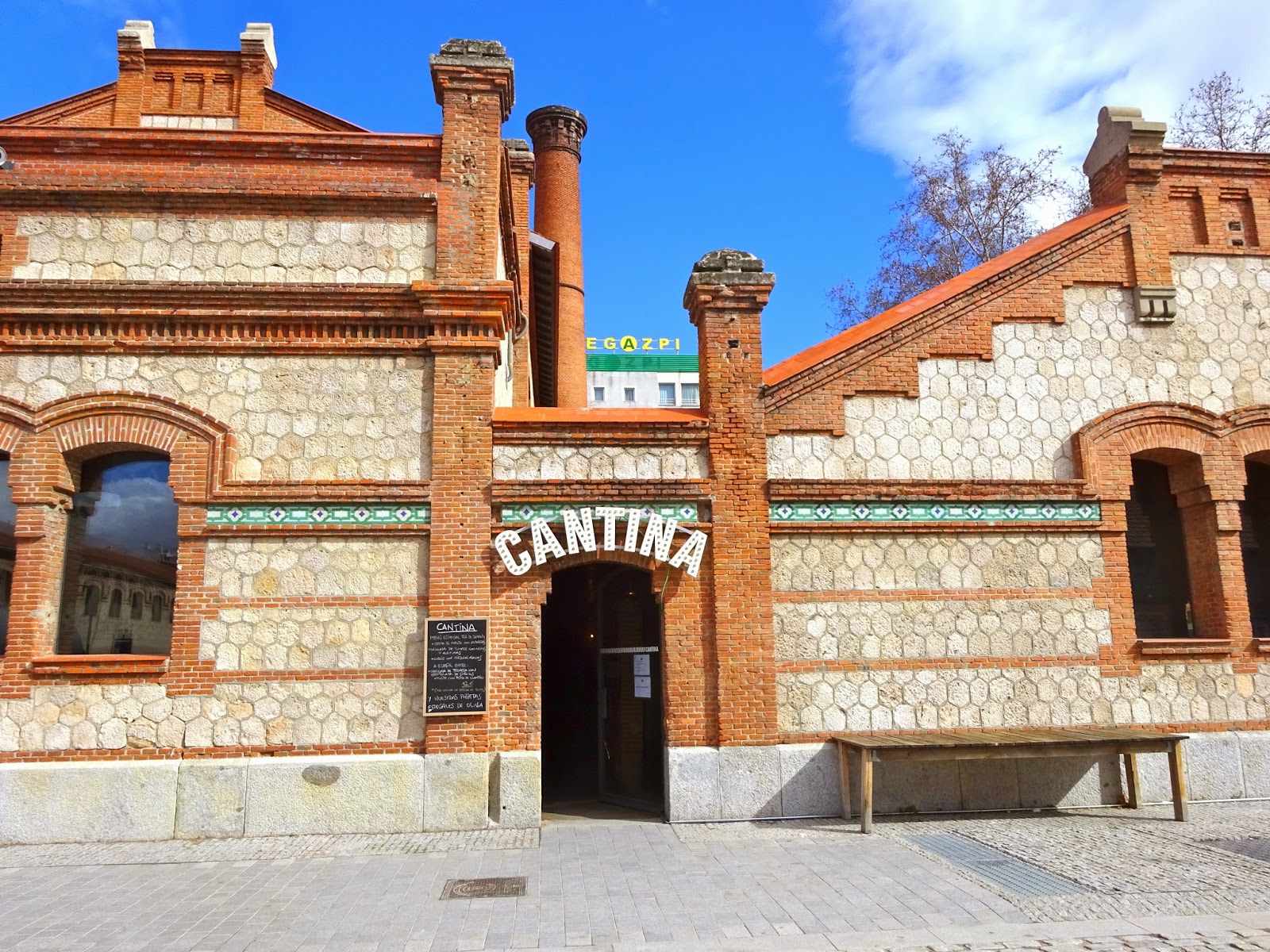ESTAMOSTENDENCIADOS MATADERO la Ciudad de la Cultura en Madrid
