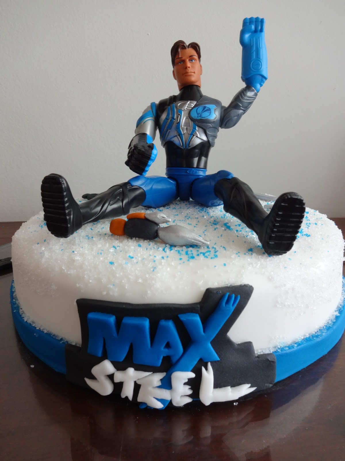 Doce presente: Bolo - MAX STEEL