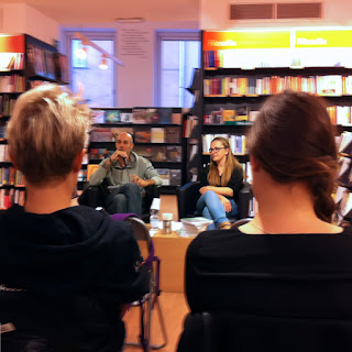 Presentazione Rapporti Difficili di Carlo Capotorto Presentazione presso la libreria Feltrinelli del libro Rapporti Difficili. Storie in bicicletta e altri racconti di Carlo Capotorto