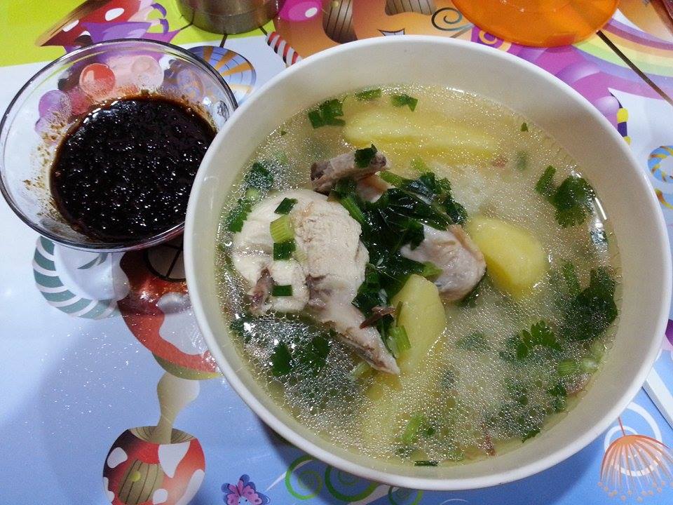 BeLOG MADIHA: Resepi Sup Ayam Simple Terlajak Laris