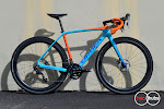 Orbea Terra Shimano GRX RX-810 Vision 40 Gravel Bike at twohubs.com
