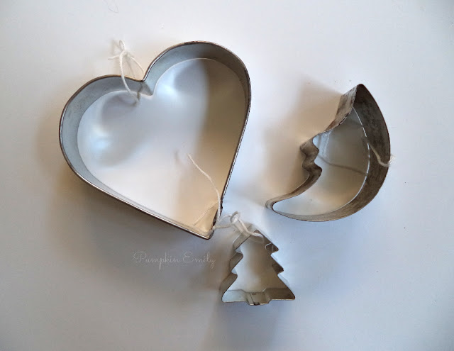 DIY Cookie Cutter Ornaments