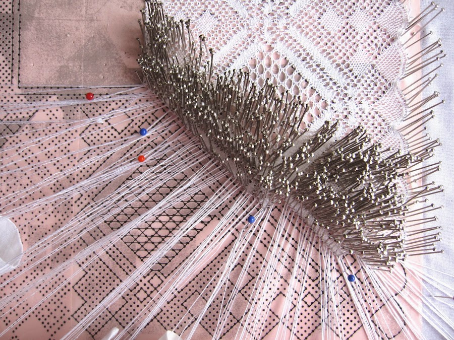 foto 3 tutorial esquina encaje de bolillos