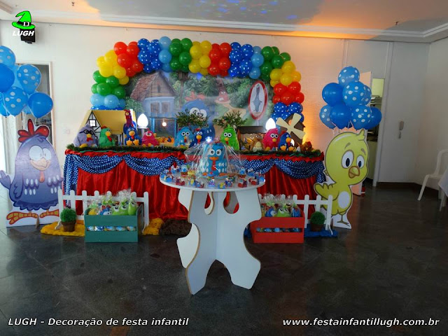 Tema Galinha Pintadinha - Decoração tradicional luxo Decoração tradicional da Galinha Pintadinha para festa de aniversário infantil - Mesa decorada na Barra (RJ)