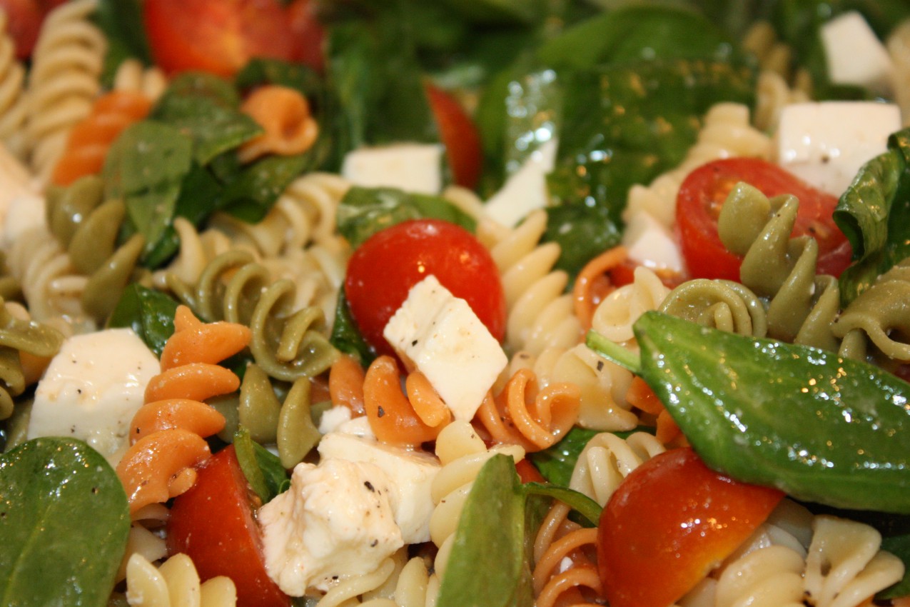 pass the peas, please spinach and pasta salad
