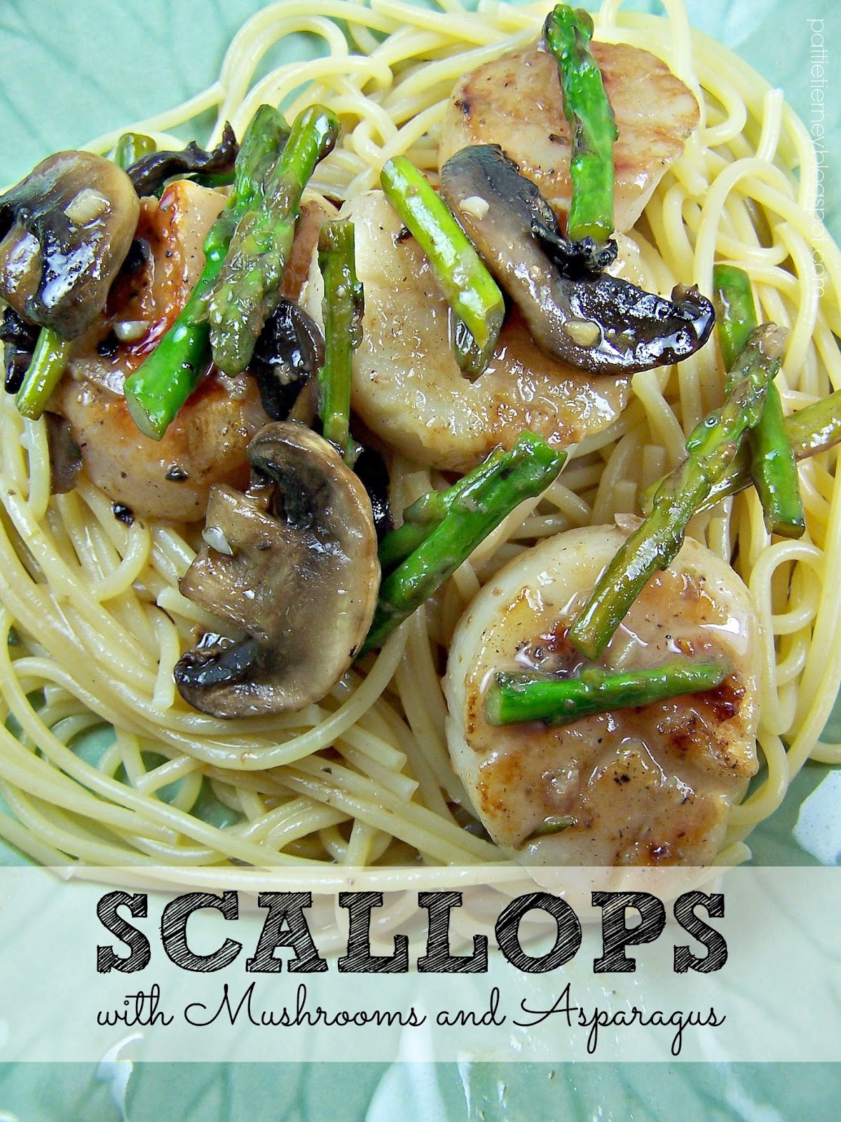 OllaPodrida Scallops with Mushrooms and Asparagus