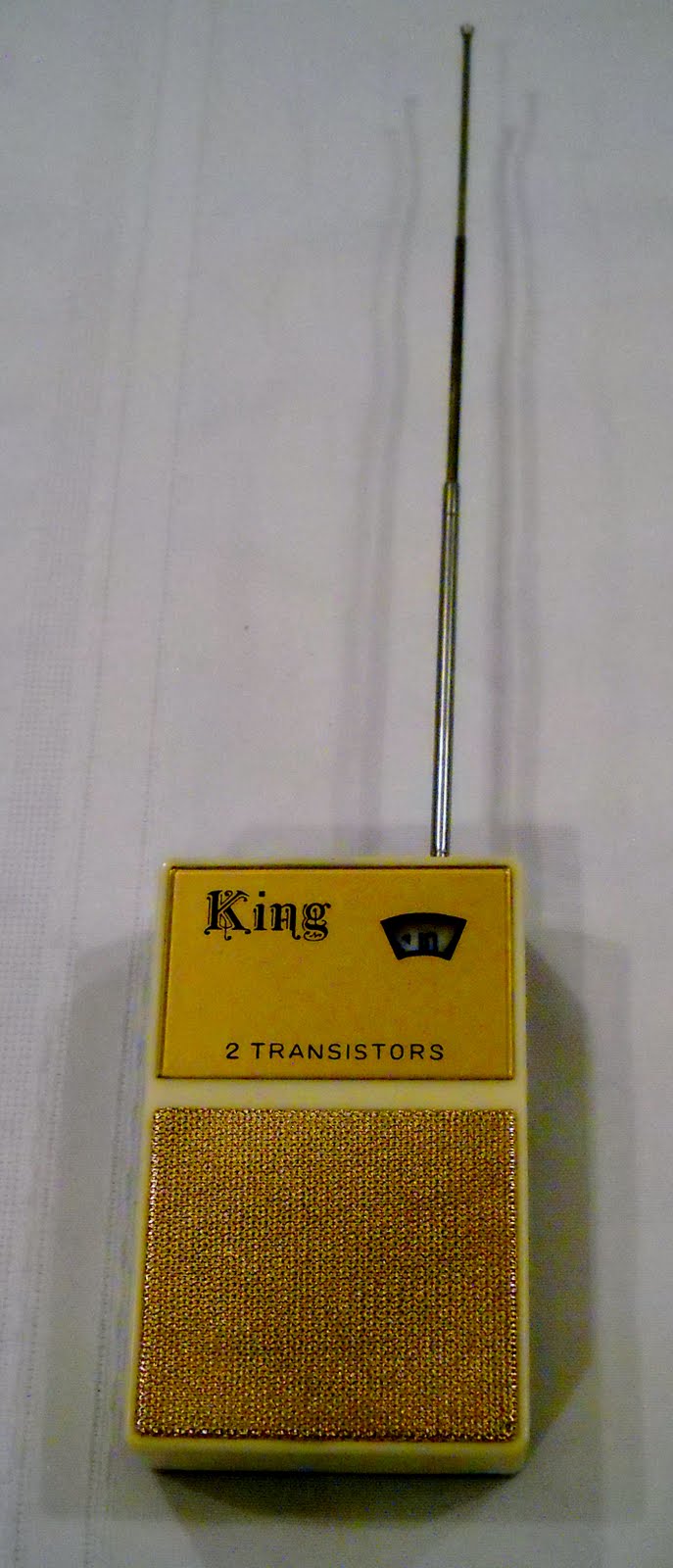 Mikes Old Radios KING 2 TRANSISTOR BOYS RADIO