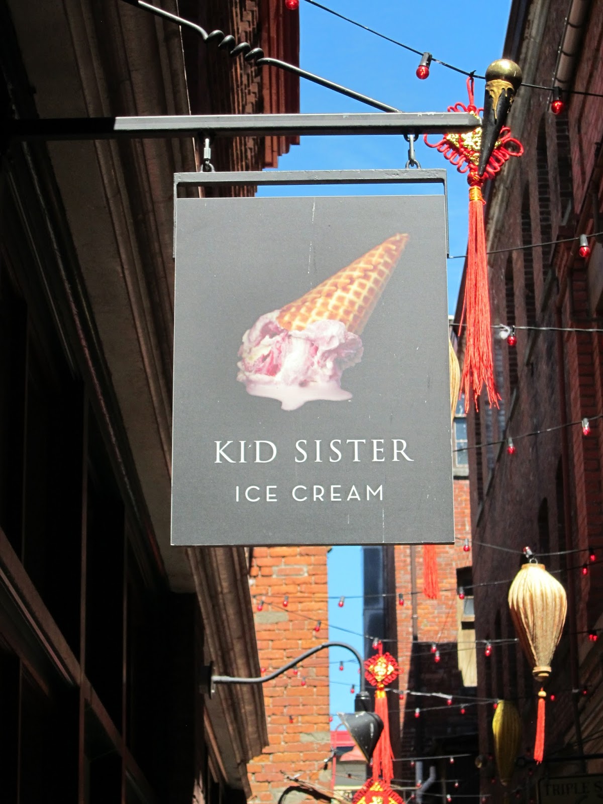 Munching my Way through Fan Tan Alley