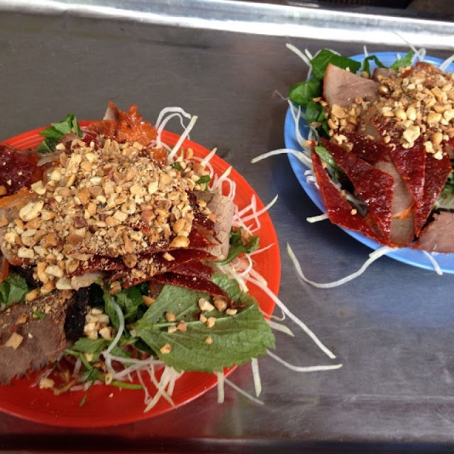 Must-try dish street food in Hanoi City Tour 6
