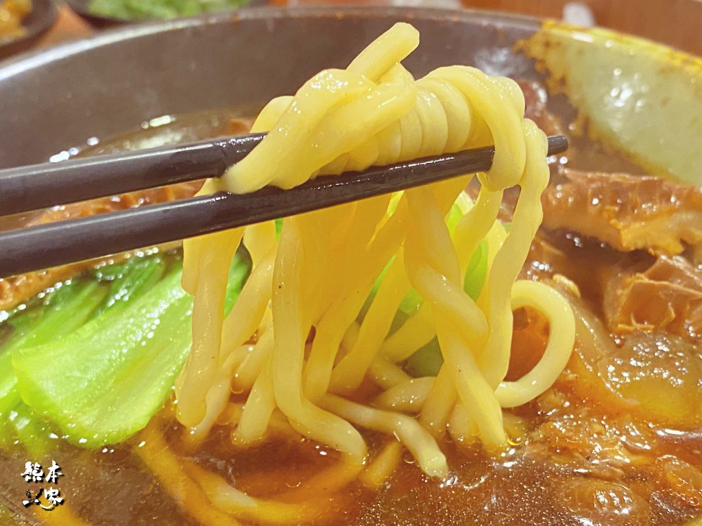 老私房牛肉麵|國際一街美食餐廳