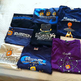 Camisetas y mochilas listas para ir a la Euskal Encounter #ee20