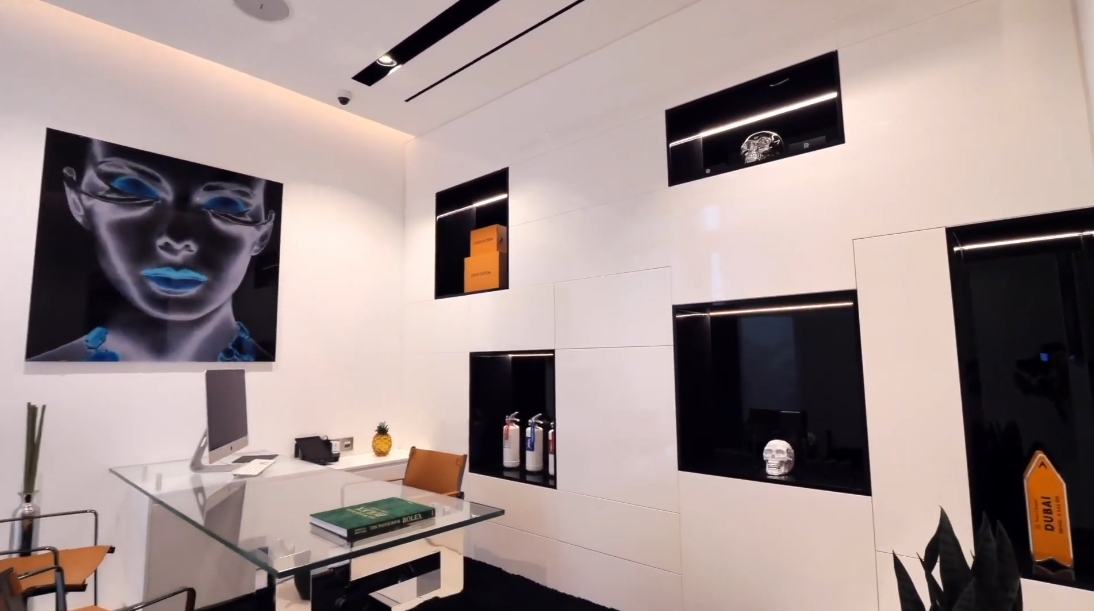 92 Interior Design Photos vs. ONE100, Palm Jumeirah Dubai Luxury Beach Mansion Tour