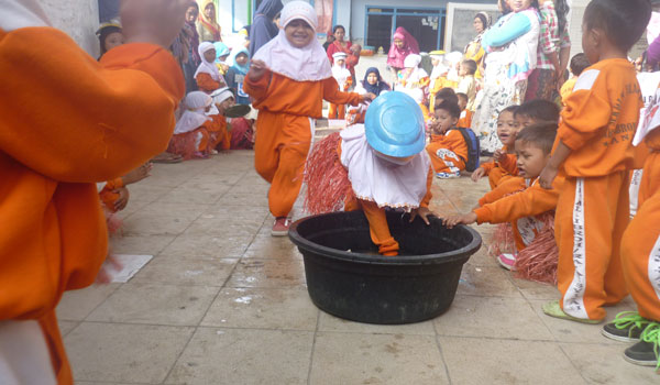 Perlu Diperhatikan Dalam Menyusun Perangkat Kurikulum PAUD TK RA Perlu Diperhatikan Dalam Menyusun Perangkat Kurikulum PAUD TK RA