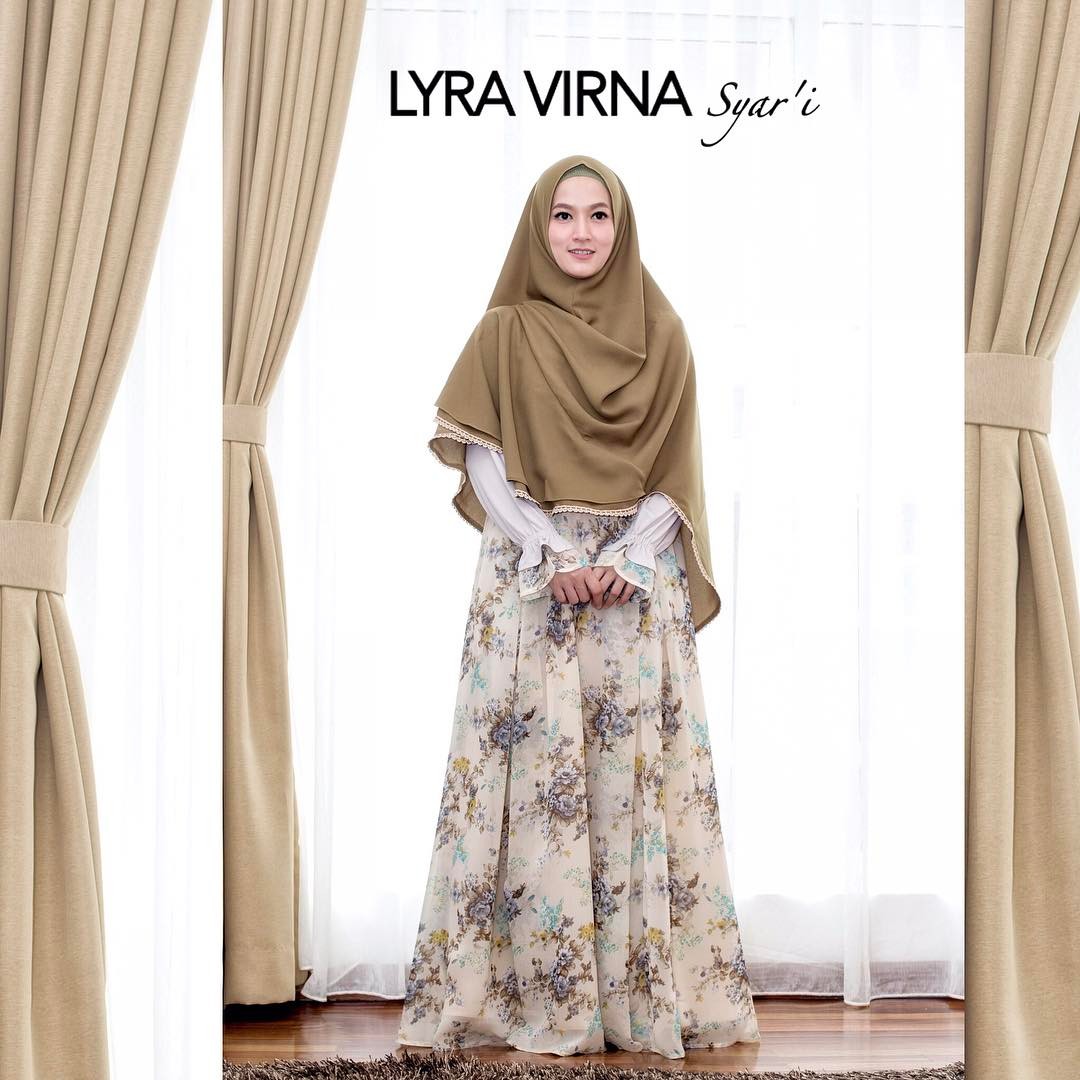 25 Foto Model Gamis Syar i Lyra Virna Terbaru 2019