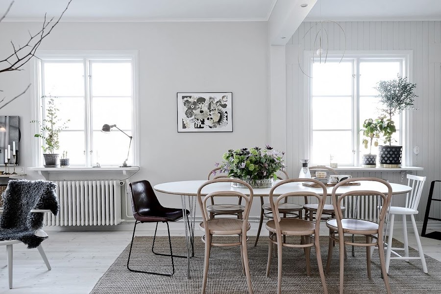 mesa, sillas, radiador, estilo nordico, decoracion nordica, escandinavo, portavelas, candelabro, cuadro, lampara, alfombra, interiorismo, barcelona, alquimia deco