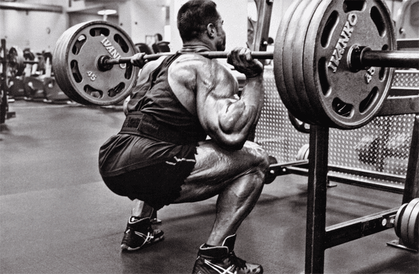 evan-centopani-squat.png