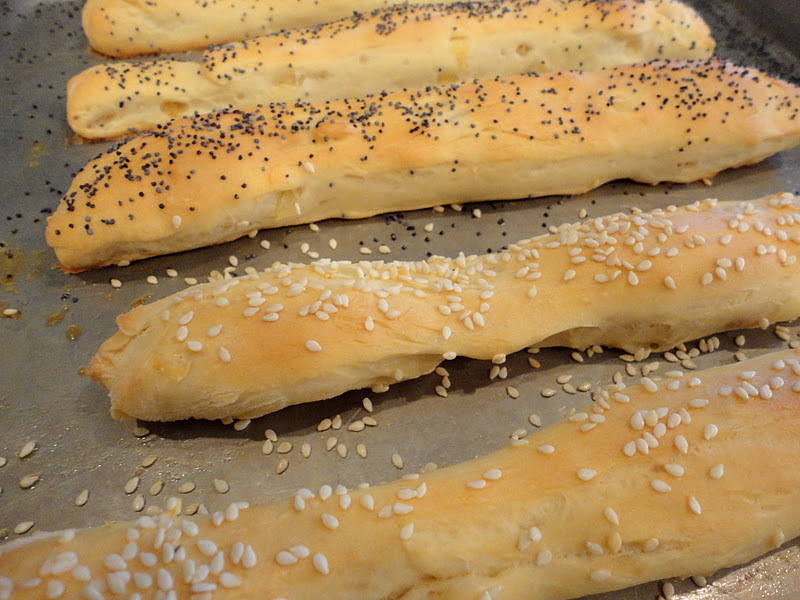 Keeping up with the Kitchen Mom Soft Onion Breadsticks