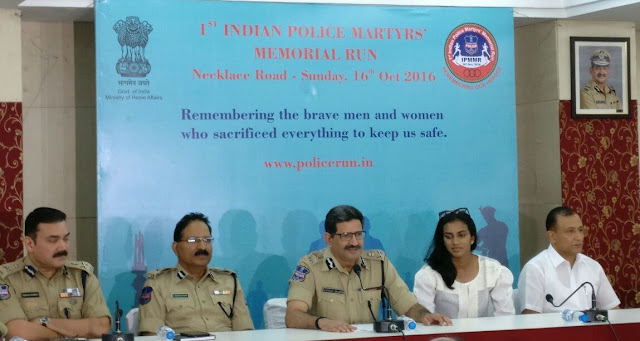 Unveiling of T Shirts, Medals and countdown for First Indian Police Martyrs' Memorial Run Unveiling of T Shirts, Medals and countdown for First Indian Police Martyrs' Memorial Run
