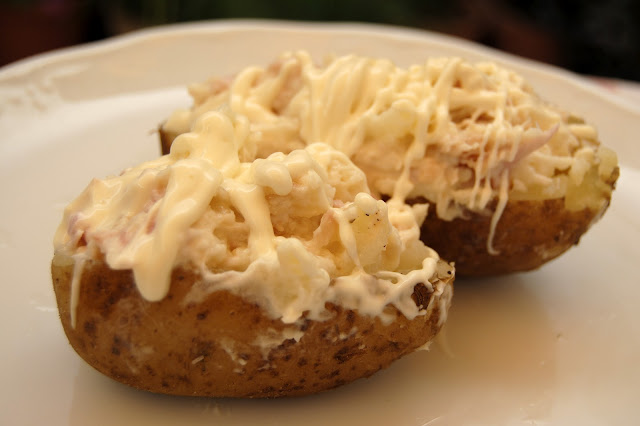 Patatas Rellenas de Atún y Huevo Duro