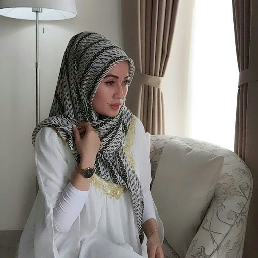 Jilbaber Cute Cantik Pose Ala Model Hijab - Instagram Muslimah