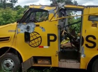 Riachão das Neves: Homens assaltam carro-forte e atiram contra segurança