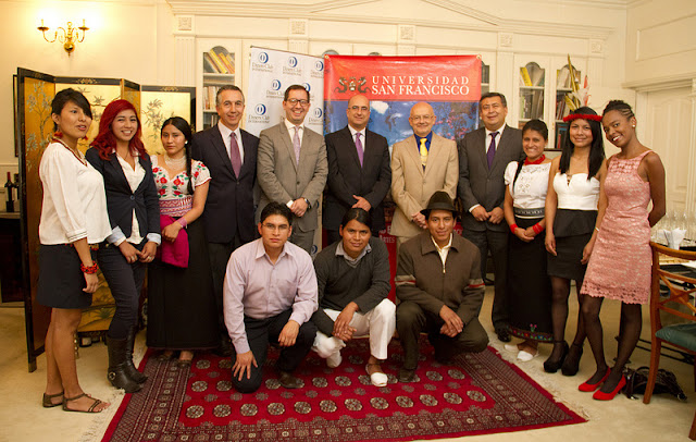 Alianza USFQ - Diners entrega apoyo económico al Programa de Diversidad Étnica