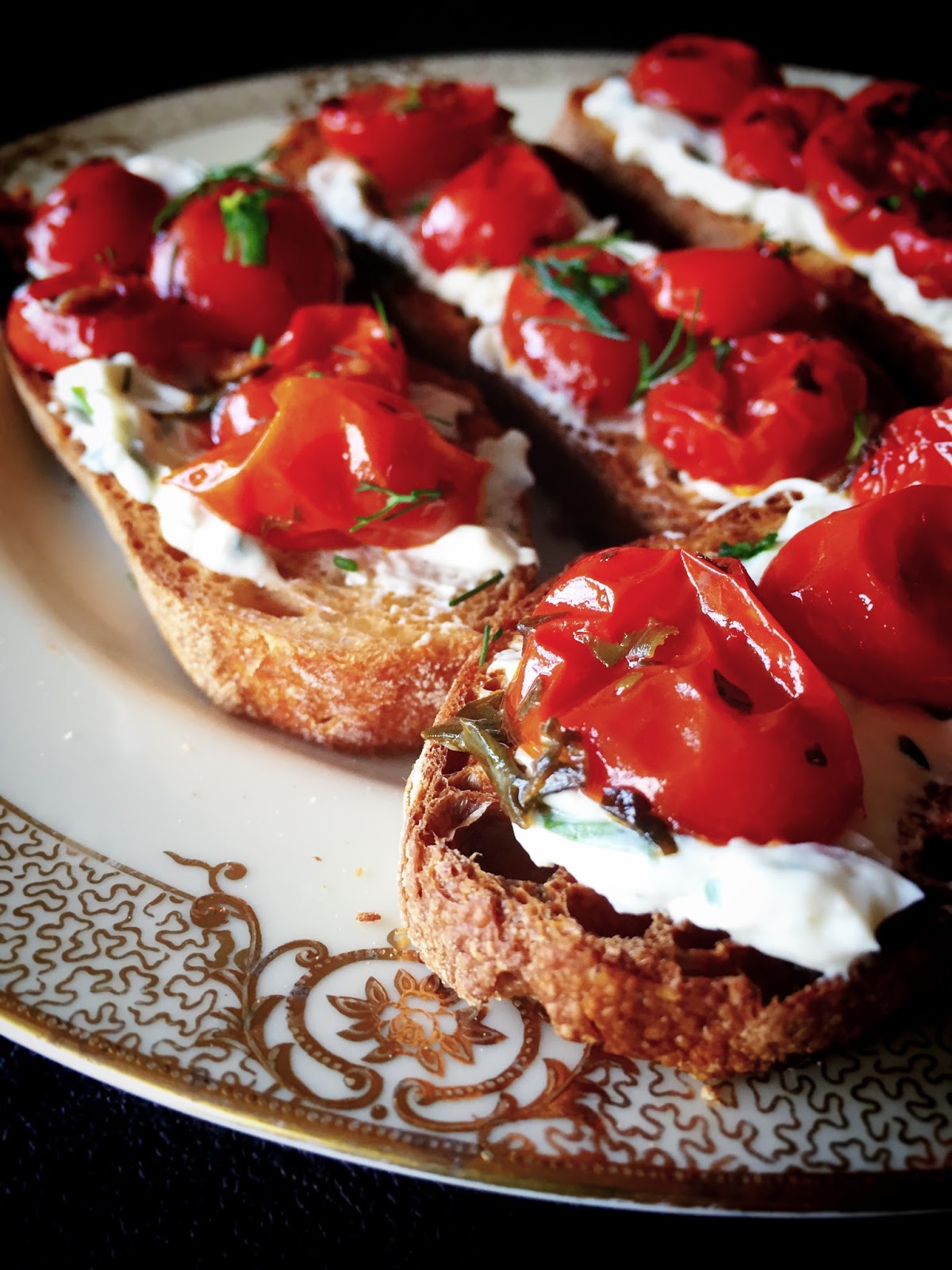 Cherry Tomato Crostini with Herbed Goat Cheese