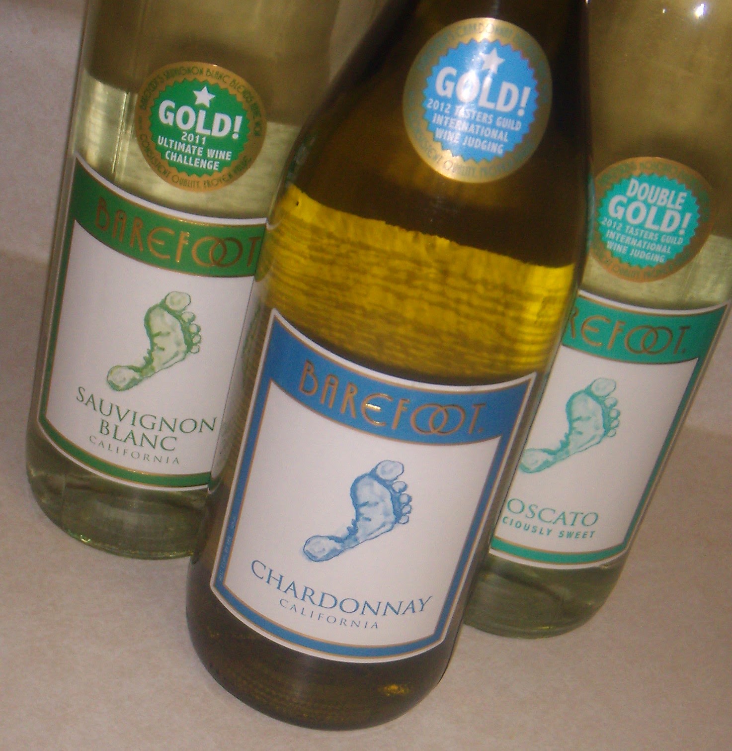 mommie-of-2-barefoot-wines-springtime-whites-review