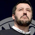 Salvini contro l'asilo che non imporrà grembiuli azzurri e rosa. Dice di avere progetti diversi per i figli degli altri