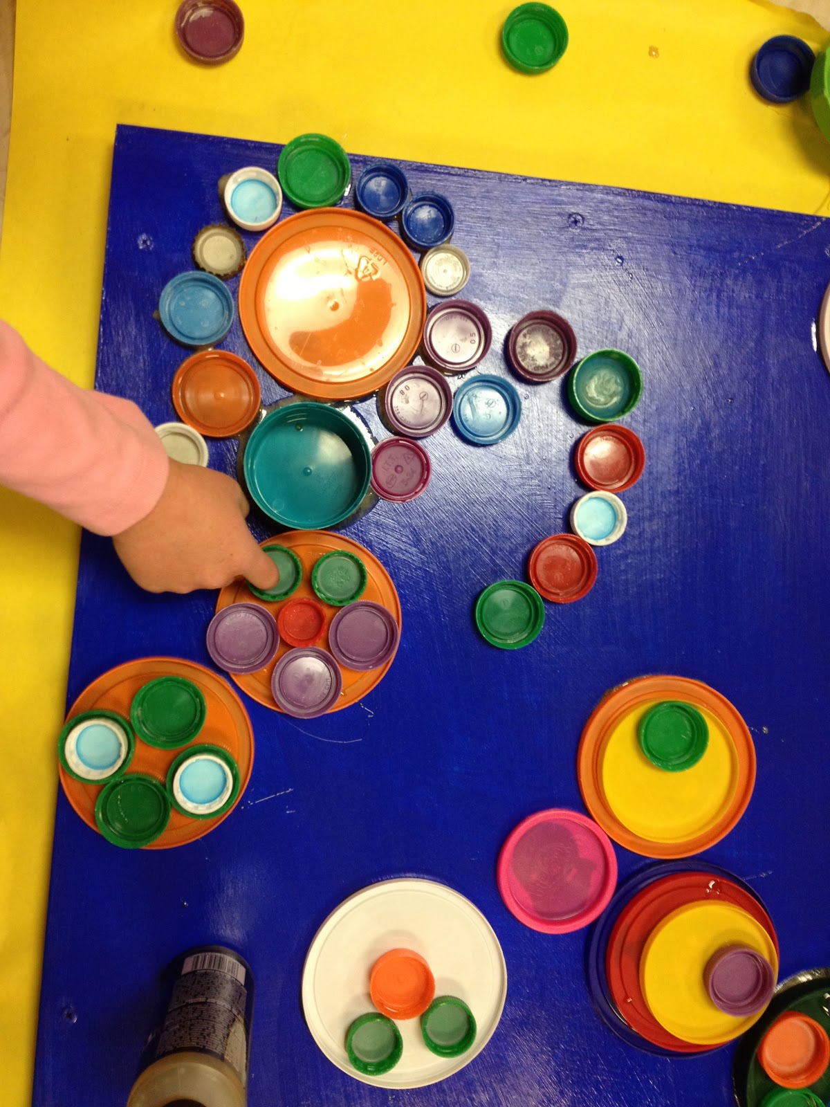 candice ashment art REDUCE*REUSE*RECYCLE... Bottle Lids Wall Art {DIY}