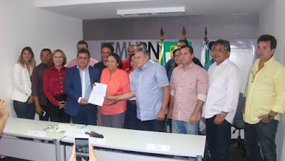 Resultado de imagem para fotos do prefeito naldinho na femurn