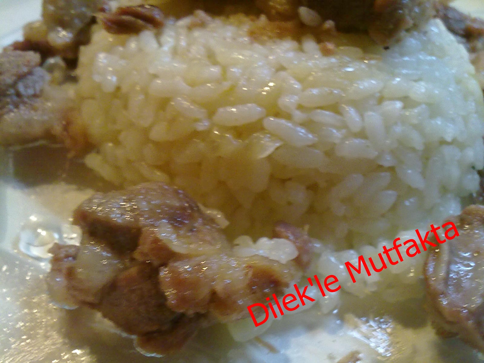 Kuzu Etli Pilav Tarifi Kuzu Etli Pilav Tarifi