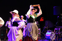 Espectáculo de danzas vascas de la asociaciones de Barakaldo