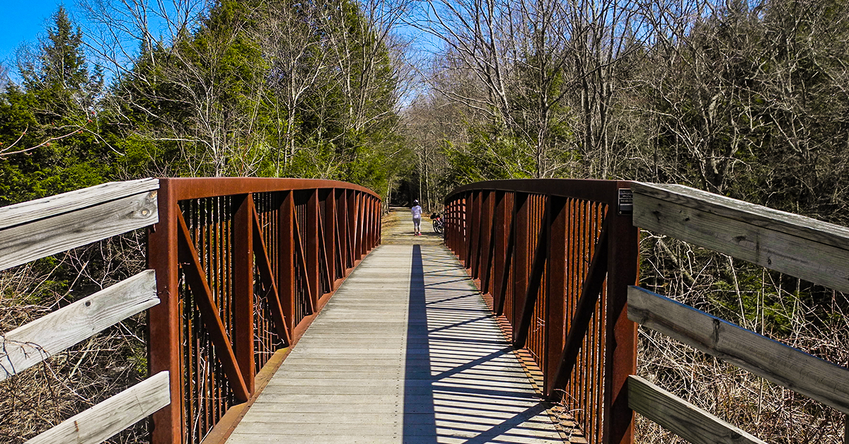 Connecticut Explorer Top 5 Paved Bike Trails in Connecticut