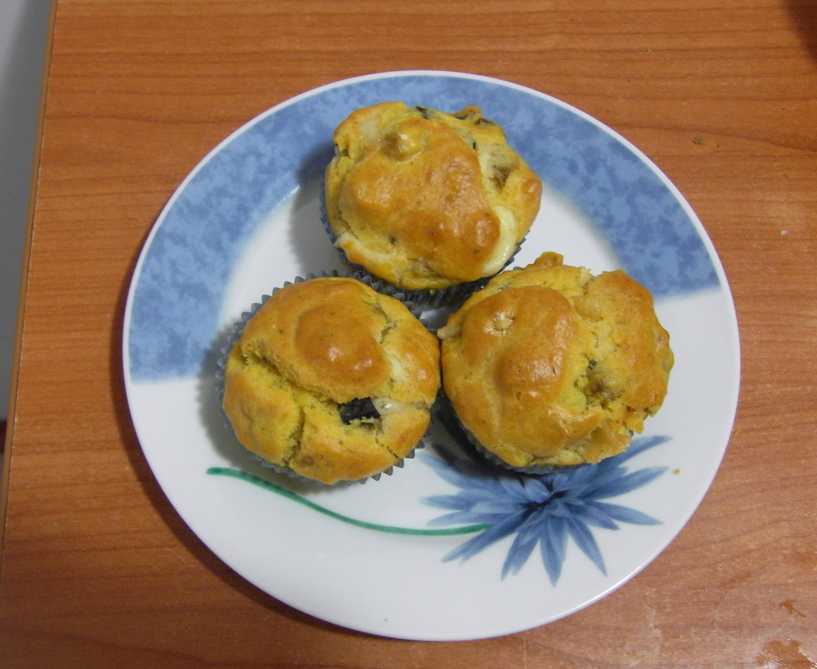 la cuoca di casa: Muffins alle melanzane e pecorino fresco