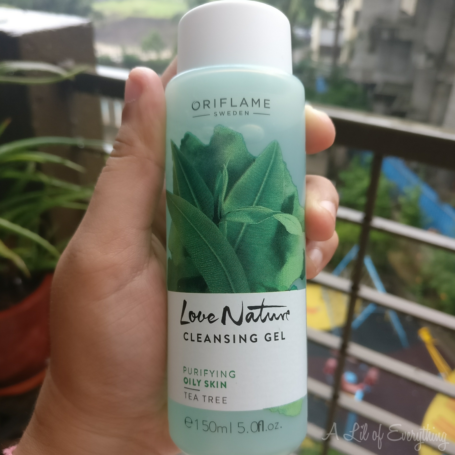 A Li'l of Everything ( Tea Tree for Oily Skin Oriflame Love Nature