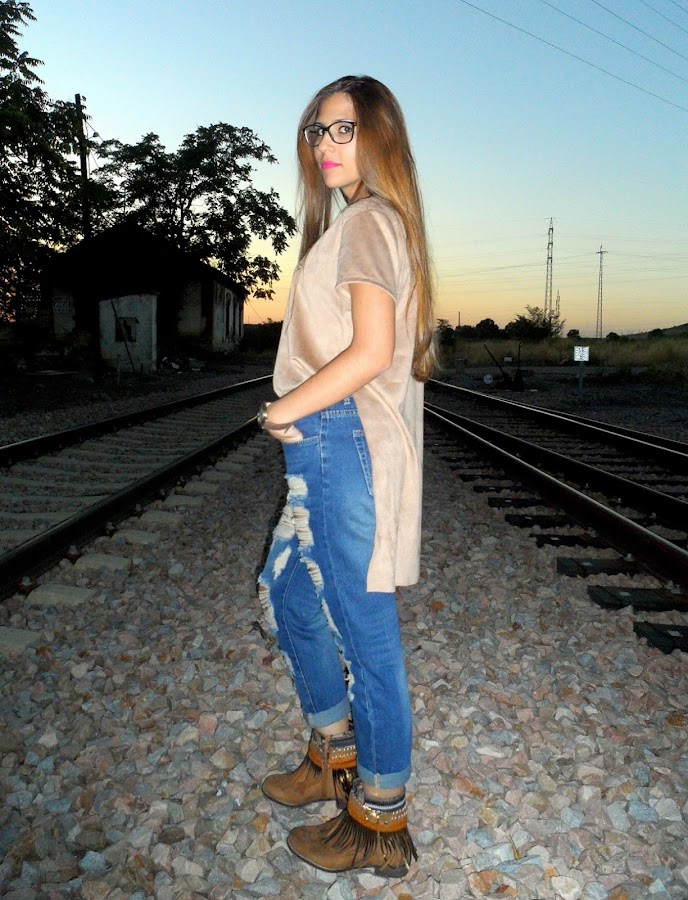 Vaqueros boyfriend y maxi camiseta