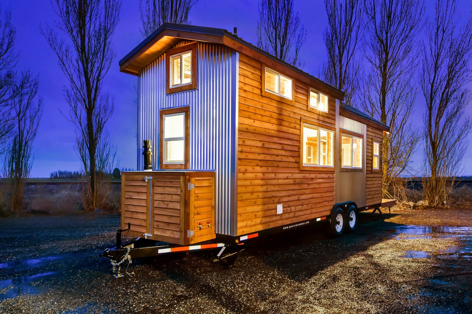 Napa Edition W/ Metal Accents [ TINY HOUSE TOWN ]