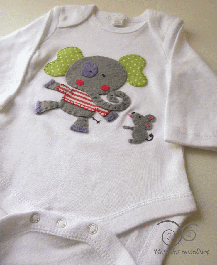 Body recién nacido elefante y ratón