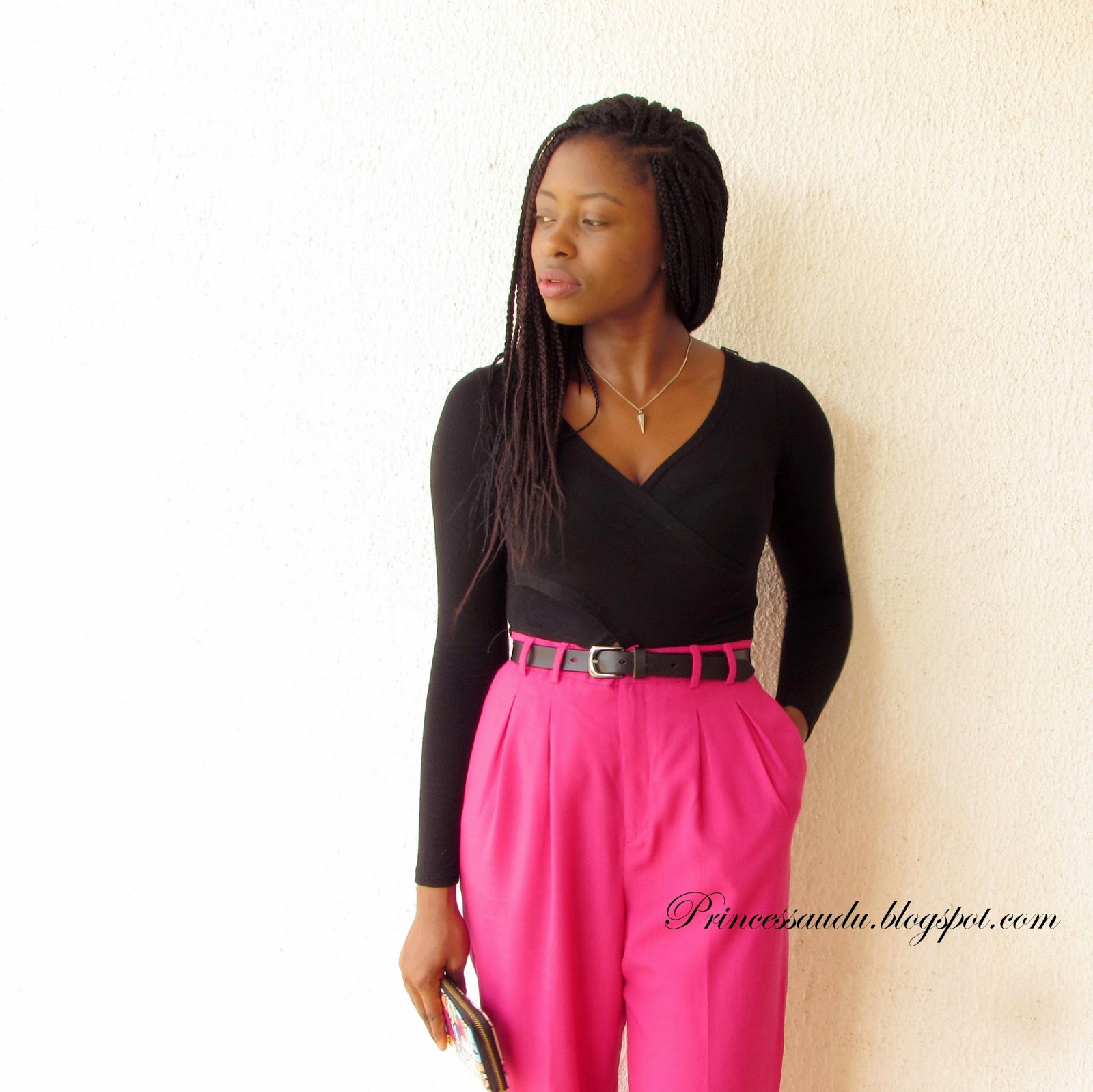 high-waist trousers, black pumps, pink, vintage, date night