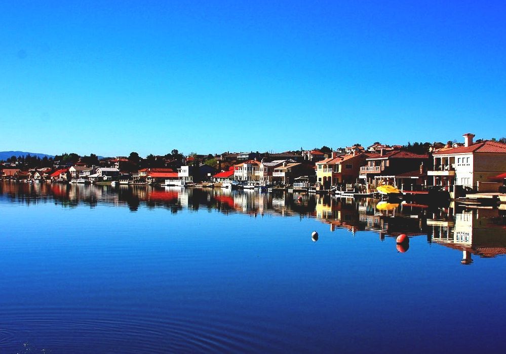Spring Valley Lake, California Spring Valley Lake Ca