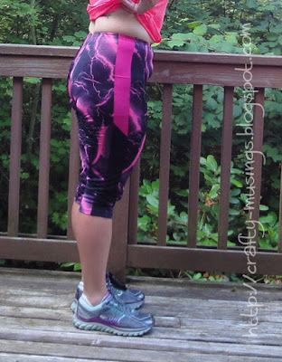 Duathlon Shorts, pink capris, side view