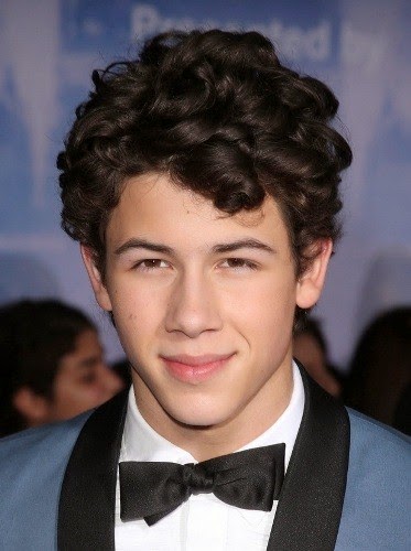 8 Shocking Hairstyle For Boys Curly Hair Jimmy D Super Dork 8-shocking-hairstyle-for-boys-curly-hair-jimmy-d-super-dork