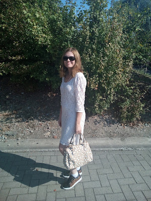 OOTD Outfit Ideas Classy Lace Dress Cream Shades Guess Shoes OOTD Outfit Ideas Classy Lace Dress Cream Shades Guess Shoes