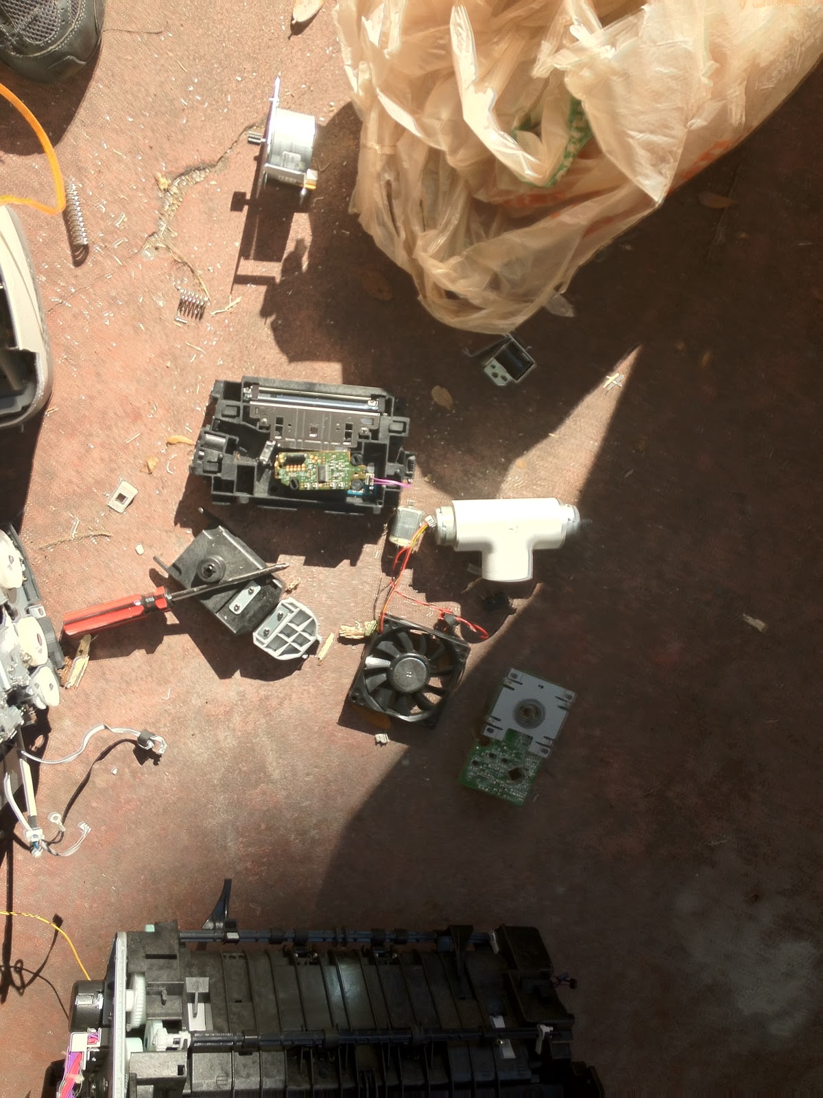 Electronic Projects Salvaging Parts From Old Printers