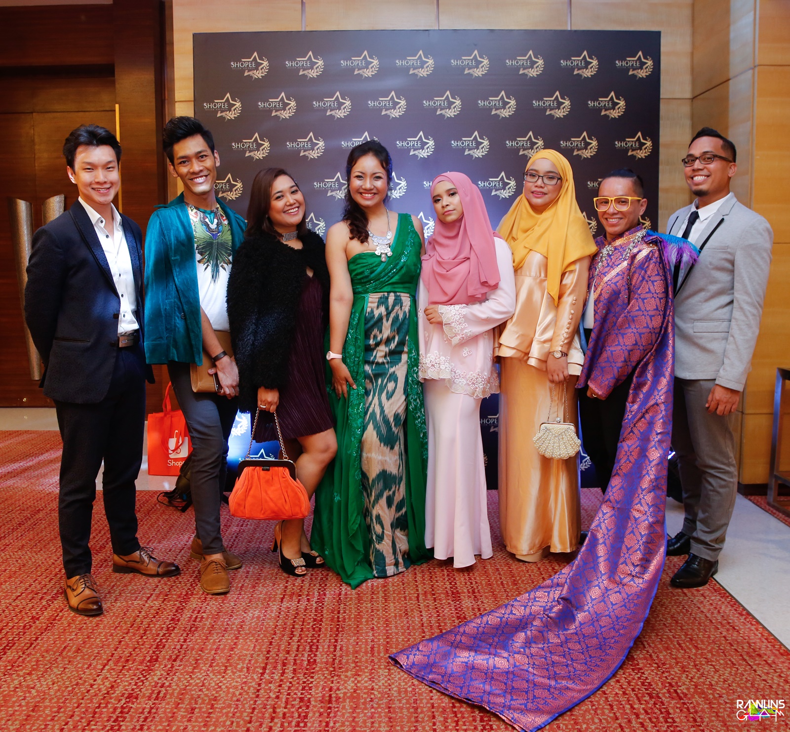 Shopee Seller Awards 2017, Shopee Malaysia, Seller of The Year, Mrs Te Mei Hong, Best Dressed Award, byrawlins, event, GLAM, Yang Berhormat Dato' Sri Hajah Nancy Shukri, Mr. Ian Ho
