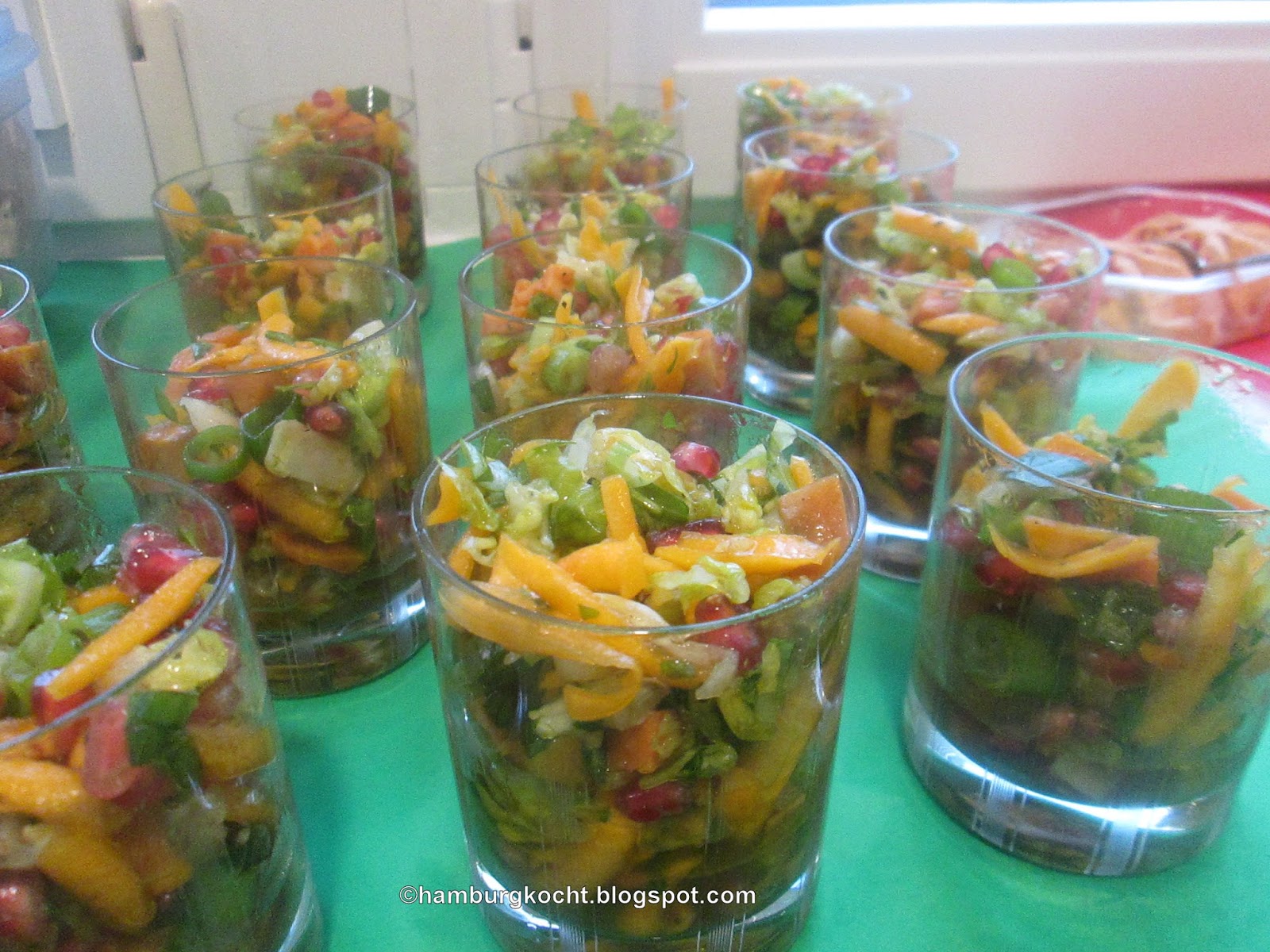 Hamburg kocht!: Herbst-Salat oder Winter-Salat in fröhlichen Herbstfarben